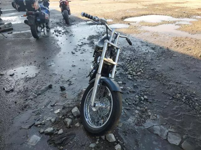 2001 Honda VT750 DC