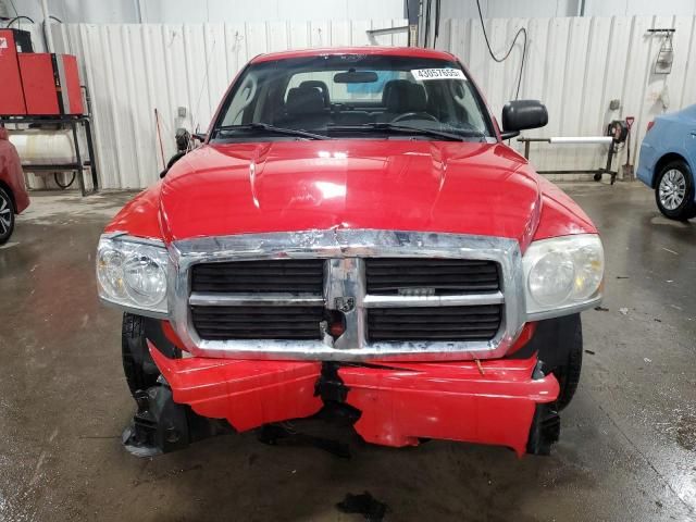 2005 Dodge Dakota Quad SLT