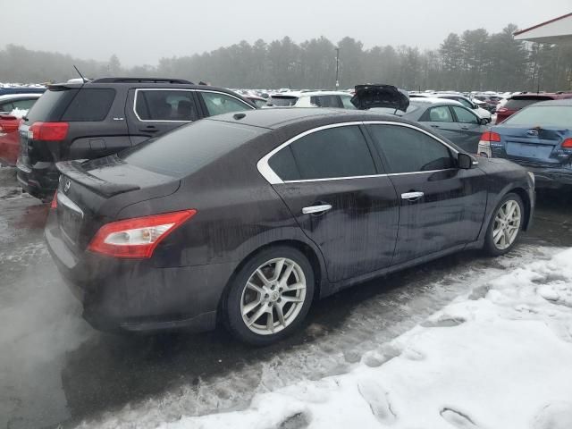 2010 Nissan Maxima S