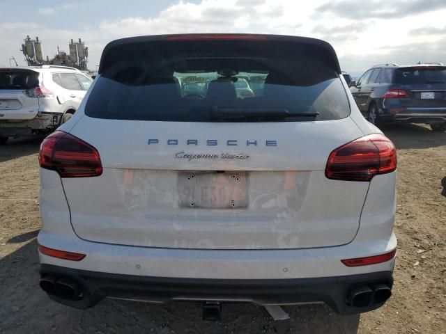 2015 Porsche Cayenne Turbo