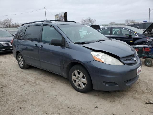 2010 Toyota Sienna CE