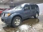 2005 Nissan Pathfinder LE