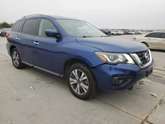 2019 Nissan Pathfinder S