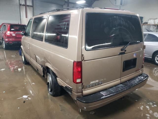 2002 GMC Safari XT