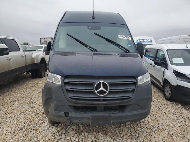 2022 Mercedes-Benz Sprinter 2500