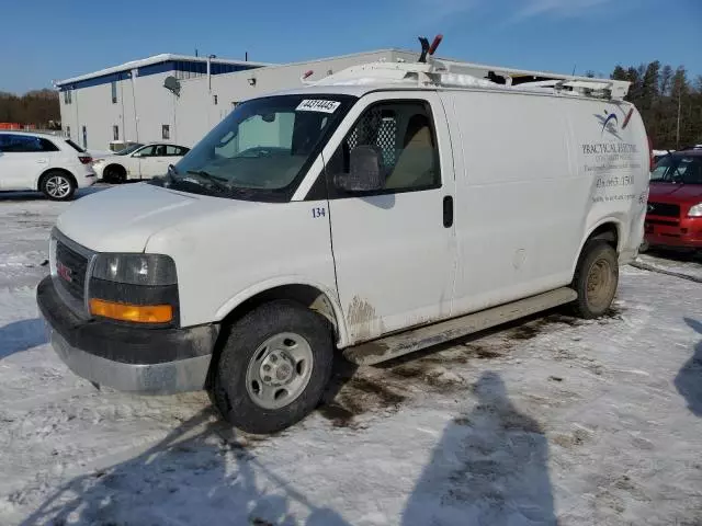 2016 GMC Savana G2500