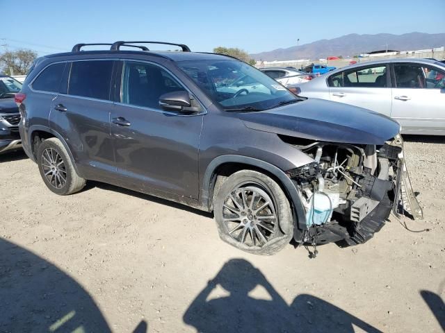 2018 Toyota Highlander SE