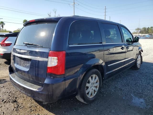 2016 Chrysler Town & Country Touring