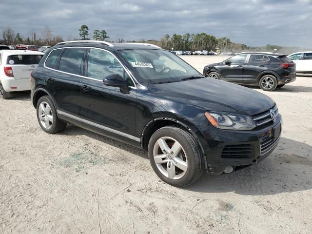 2014 Volkswagen Touareg V6