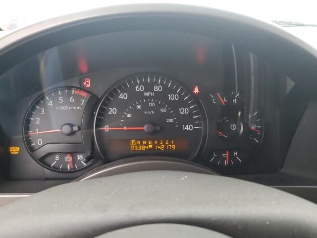 2005 Nissan Armada SE