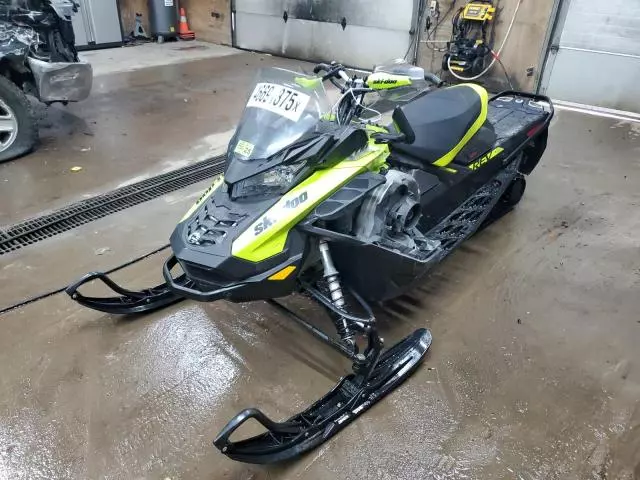 2020 Skidoo 2020 Skidoo Renegade