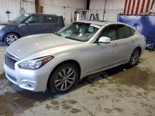 2015 Infiniti Q70 3.7