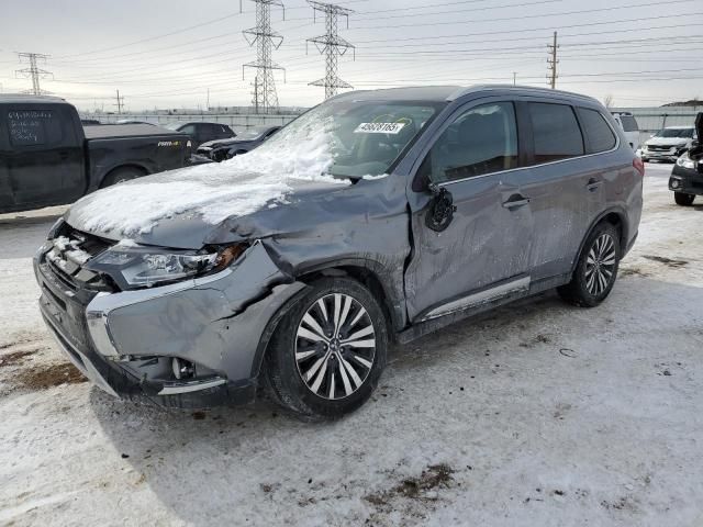 2020 Mitsubishi Outlander SE