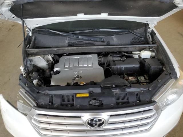 2013 Toyota Highlander Base