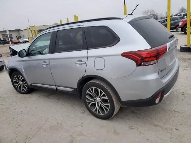 2016 Mitsubishi Outlander SE