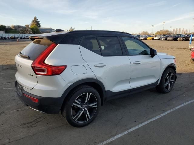 2020 Volvo XC40 T5 R-Design