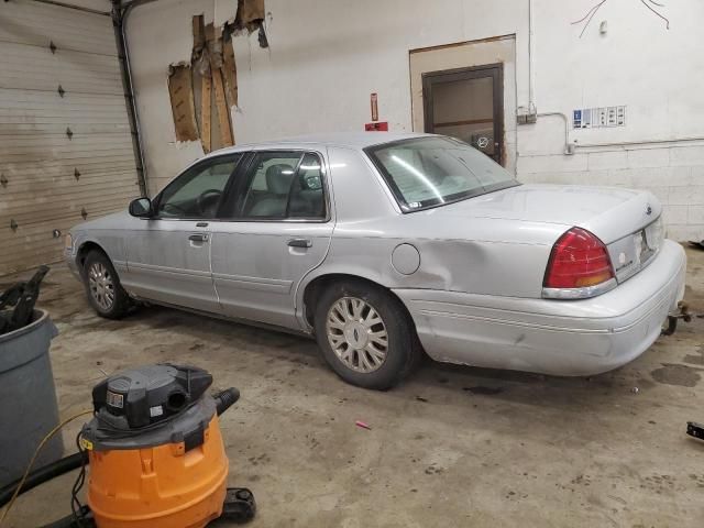 2003 Ford Crown Victoria LX