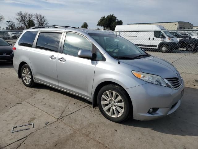 2014 Toyota Sienna XLE