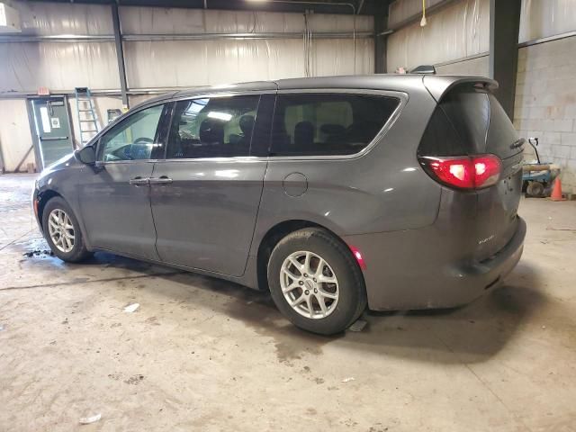 2021 Chrysler Voyager LX