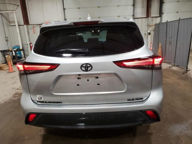 2021 Toyota Highlander XLE