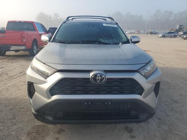 2020 Toyota Rav4 LE