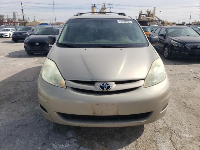 2006 Toyota Sienna CE