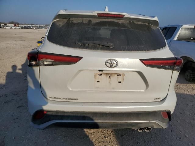 2022 Toyota Highlander XSE