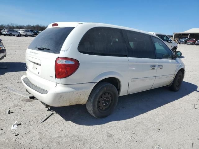 2005 Dodge Grand Caravan SE