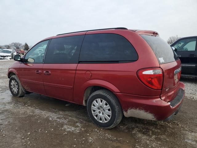 2006 Chrysler Town & Country LX