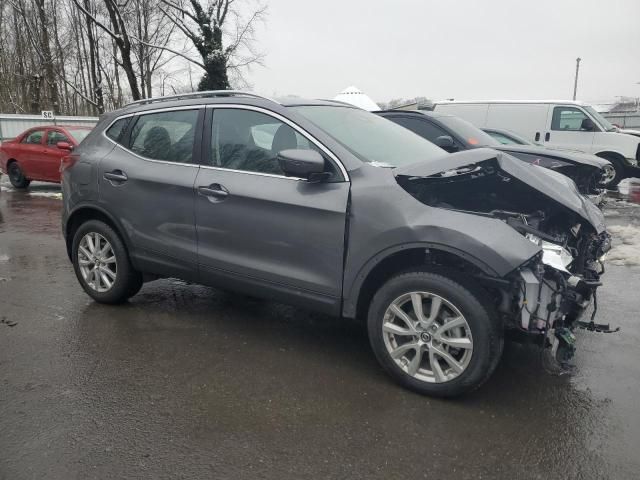 2022 Nissan Rogue Sport SV