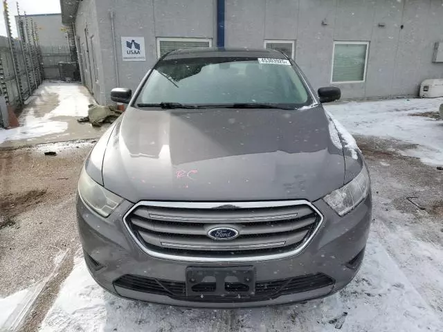 2013 Ford Taurus SE