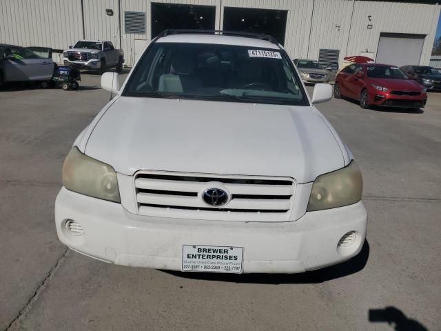 2004 Toyota Highlander Base