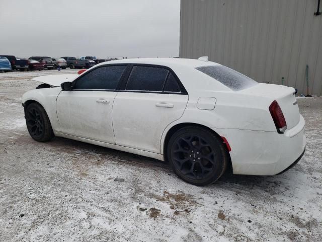 2019 Chrysler 300 Touring