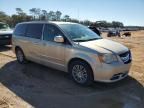 2014 Chrysler Town & Country Touring L