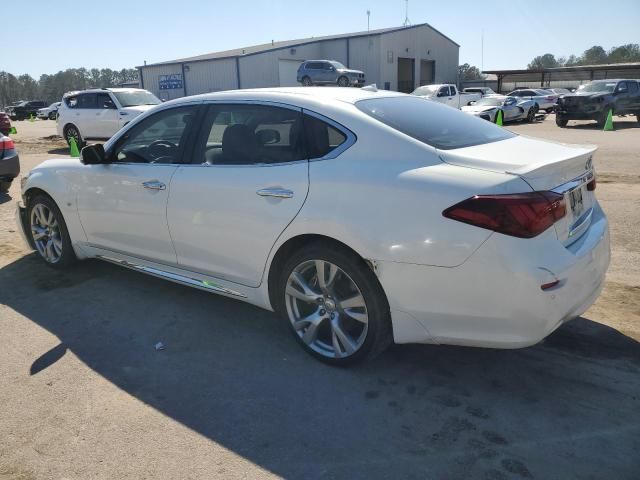 2015 Infiniti Q70 3.7