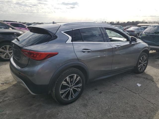 2017 Infiniti QX30 Base