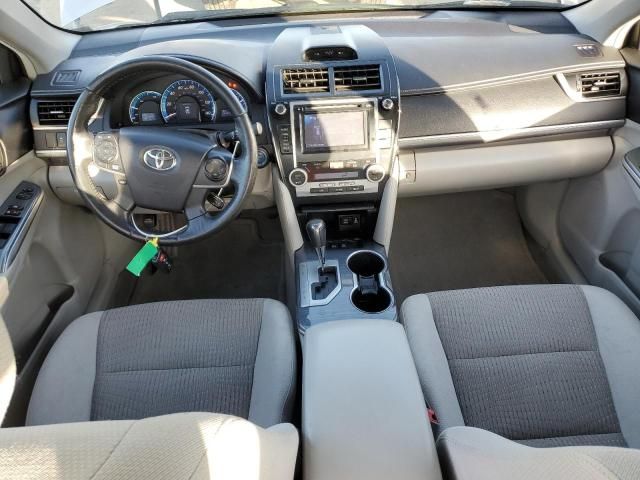 2014 Toyota Camry Hybrid