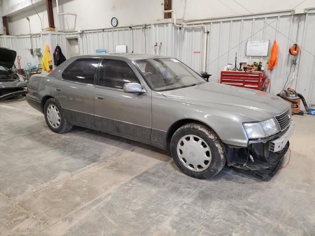 1996 Lexus LS 400