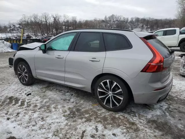 2023 Volvo XC60 Plus