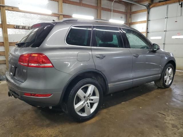 2012 Volkswagen Touareg V6