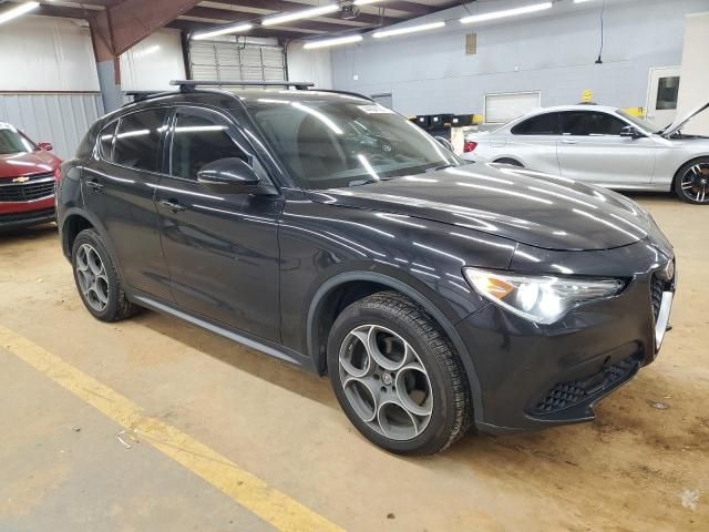 2018 Alfa Romeo Stelvio Sport