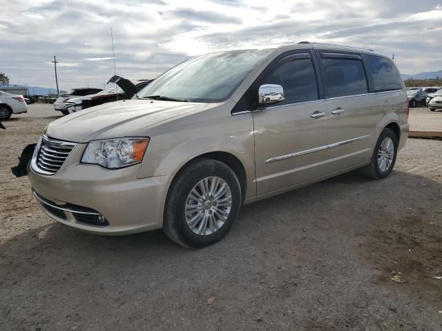 2014 Chrysler Town & Country Limited