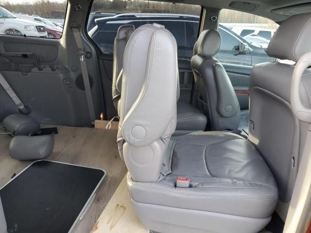 2008 Toyota Sienna XLE