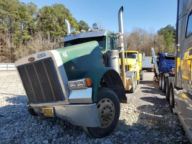 2002 Peterbilt 379 Semi Truck