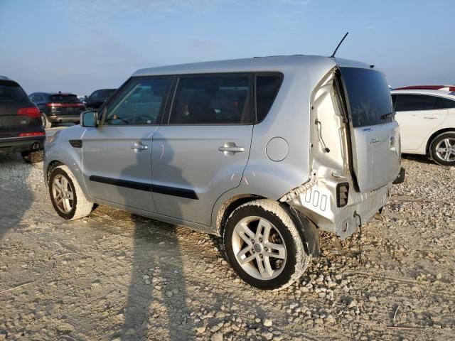 2011 KIA Soul +