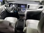 2018 Toyota Sienna LE