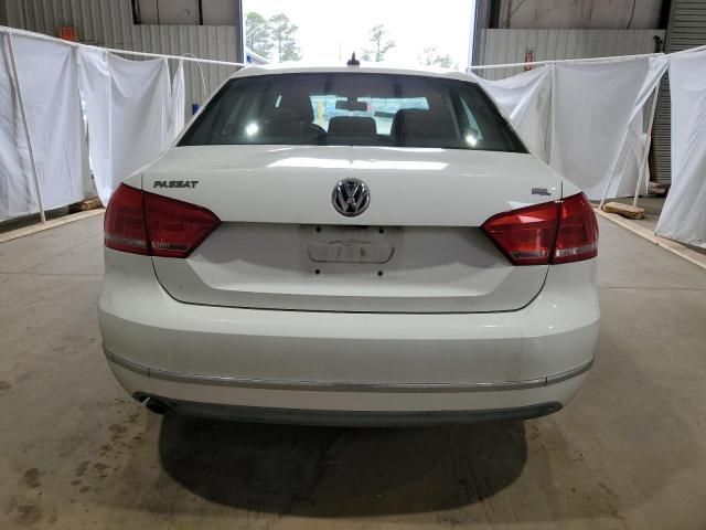 2013 Volkswagen Passat SEL