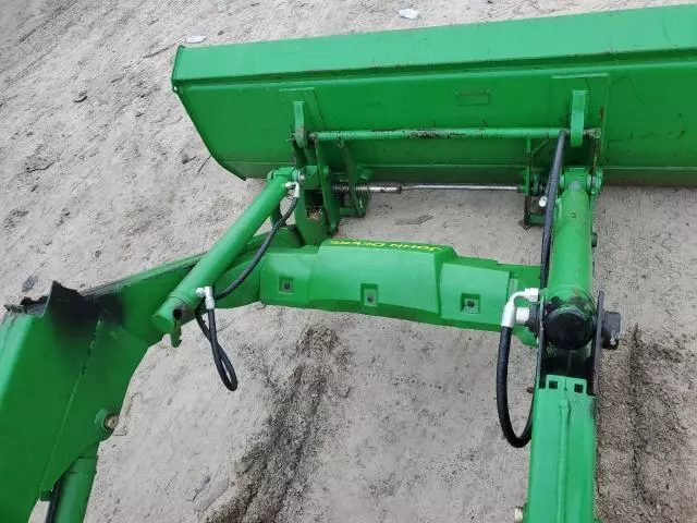 2022 John Deere 520M