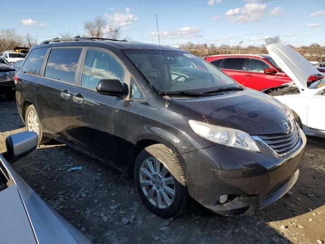 2013 Toyota Sienna XLE