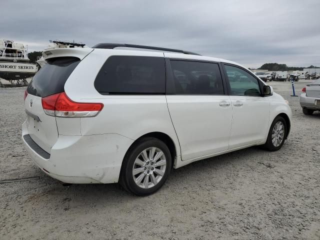 2011 Toyota Sienna XLE